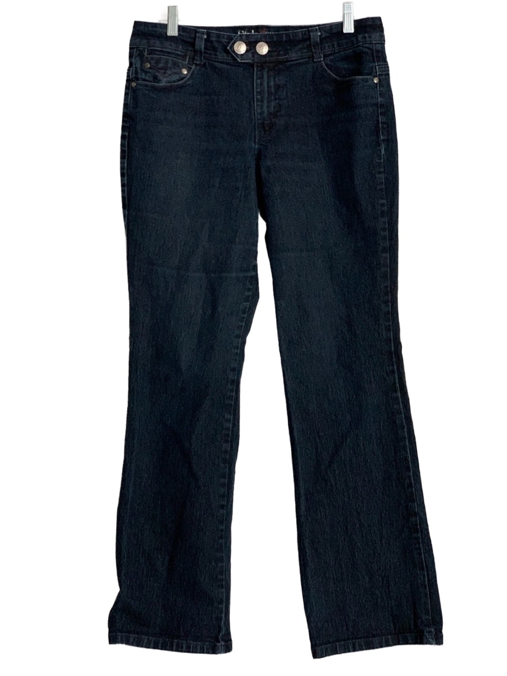 STYLE & CO Women’s Straight Leg Medium Blue Wash Jeans